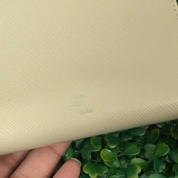 Kate Spade Black and Cream Wallet - Picture 4 of 5